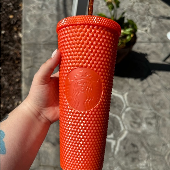 Starbucks venti studded cold cup - Picture 3 of 3